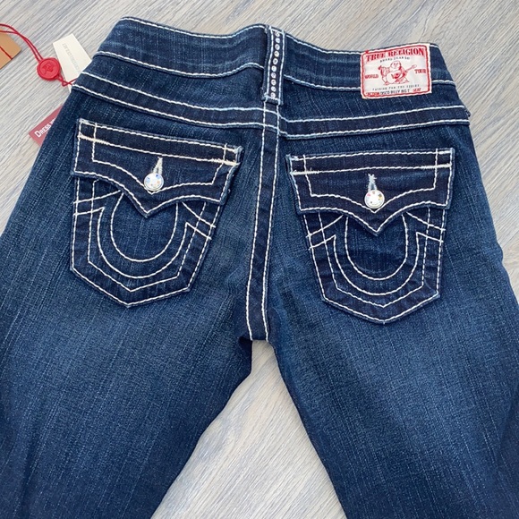 Y2k Low-waisted slim-fit Jeans with Gem Detailing - Picture 5 of 9